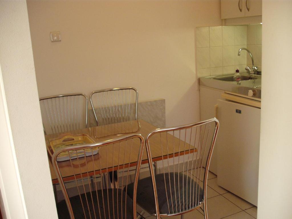 Apart Hévízi Ház Habitación foto
