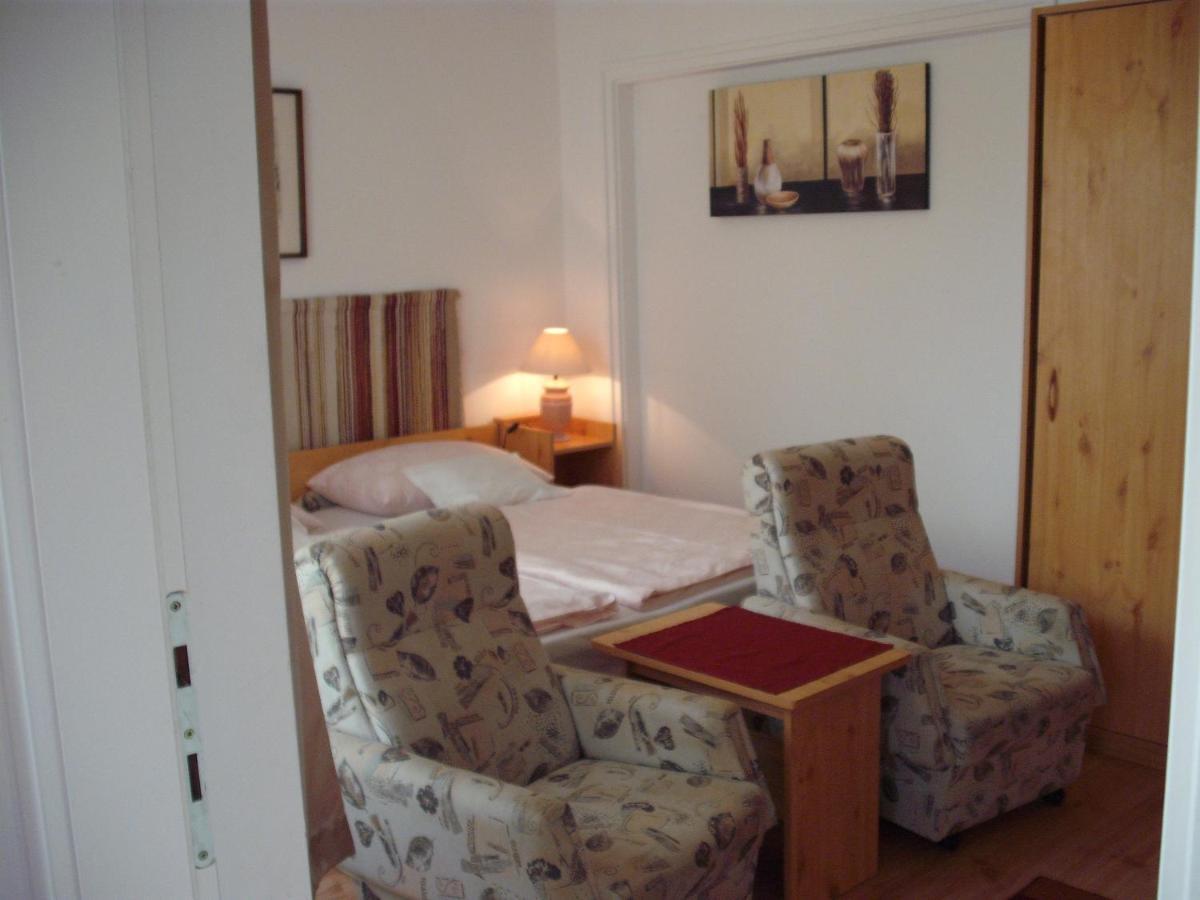 Apart Hévízi Ház Habitación foto